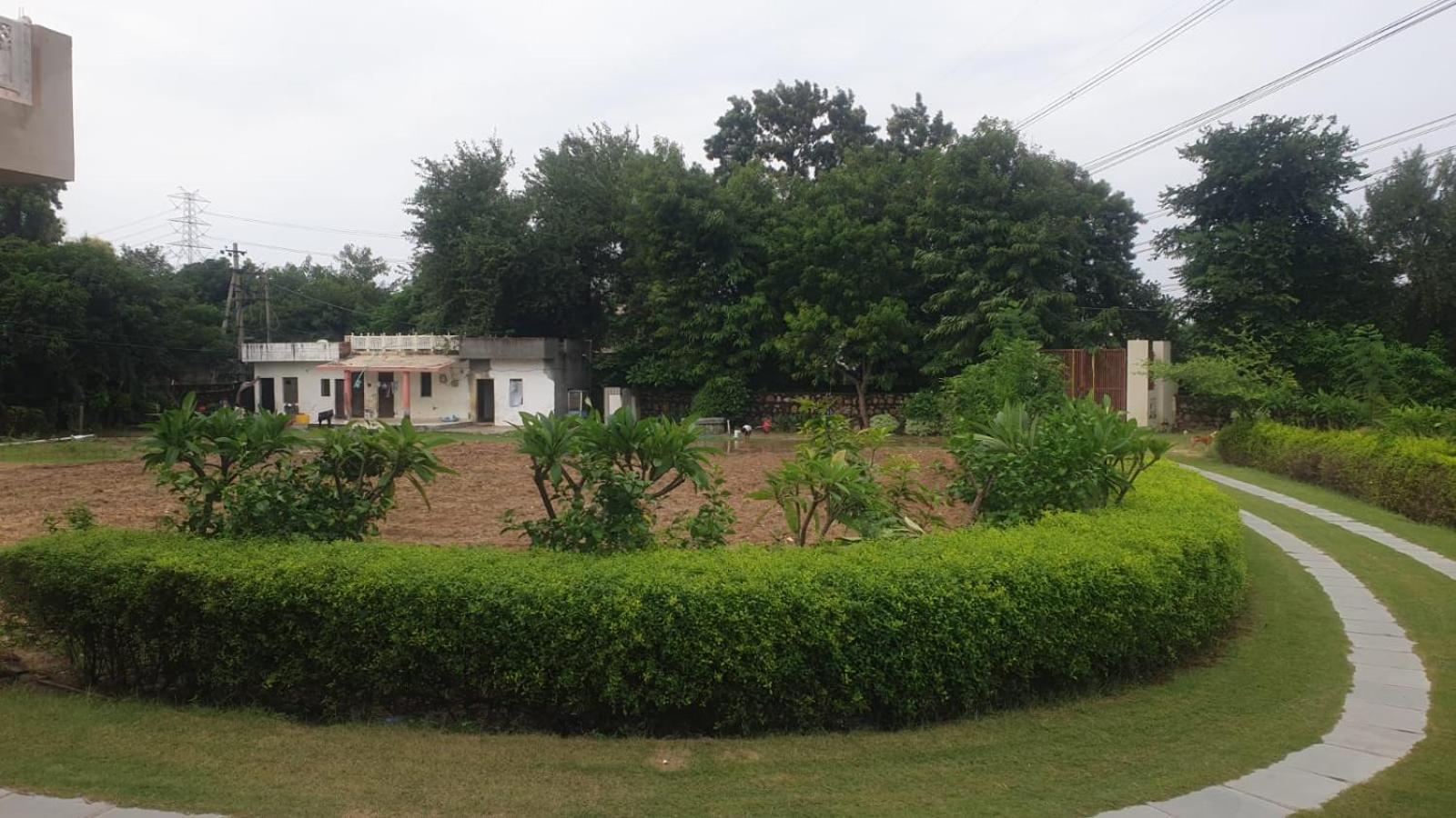Maharaja Farms Hotel Gurgaon Exterior photo
